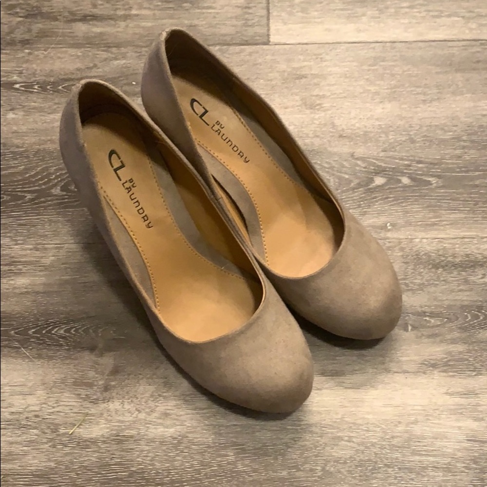 CL by Laundry Beige Wedges